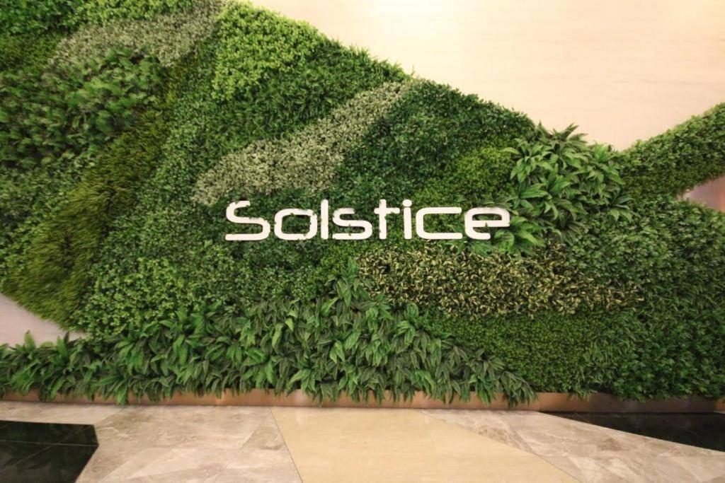 Lovely 3-Bedroom Serviced Apartment @ Cyberjaya Exterior photo